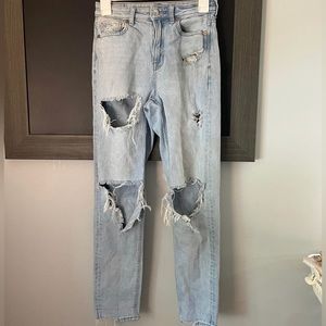 american eagle ripped jeans